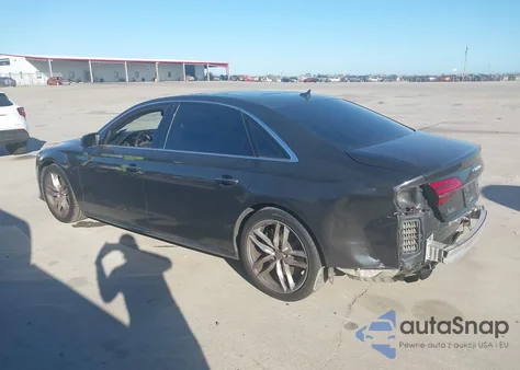 2017 Audi A8 L 4.0T Sport z USA, uszkodzony, nr VIN WAU43AFD2HN021047